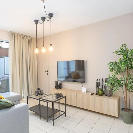 公寓 With Terrace In Ostend, Cleaning Included