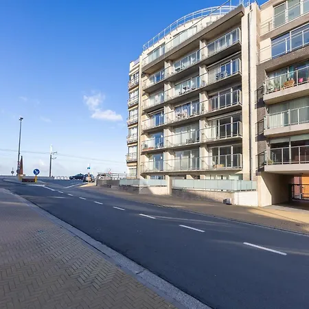 With Terrace In Ostend, Cleaning Included 公寓 奥斯滕德