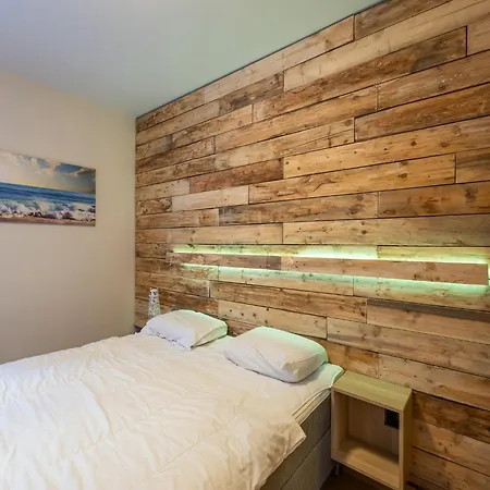 Ground-floor Apartment, Cleaning Included Appartamento