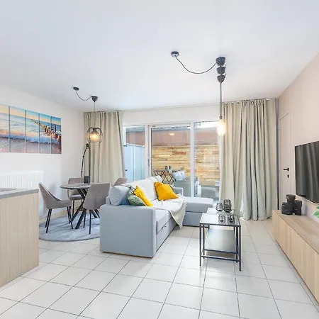 With Terrace In Ostend, Cleaning Included 公寓 奥斯滕德